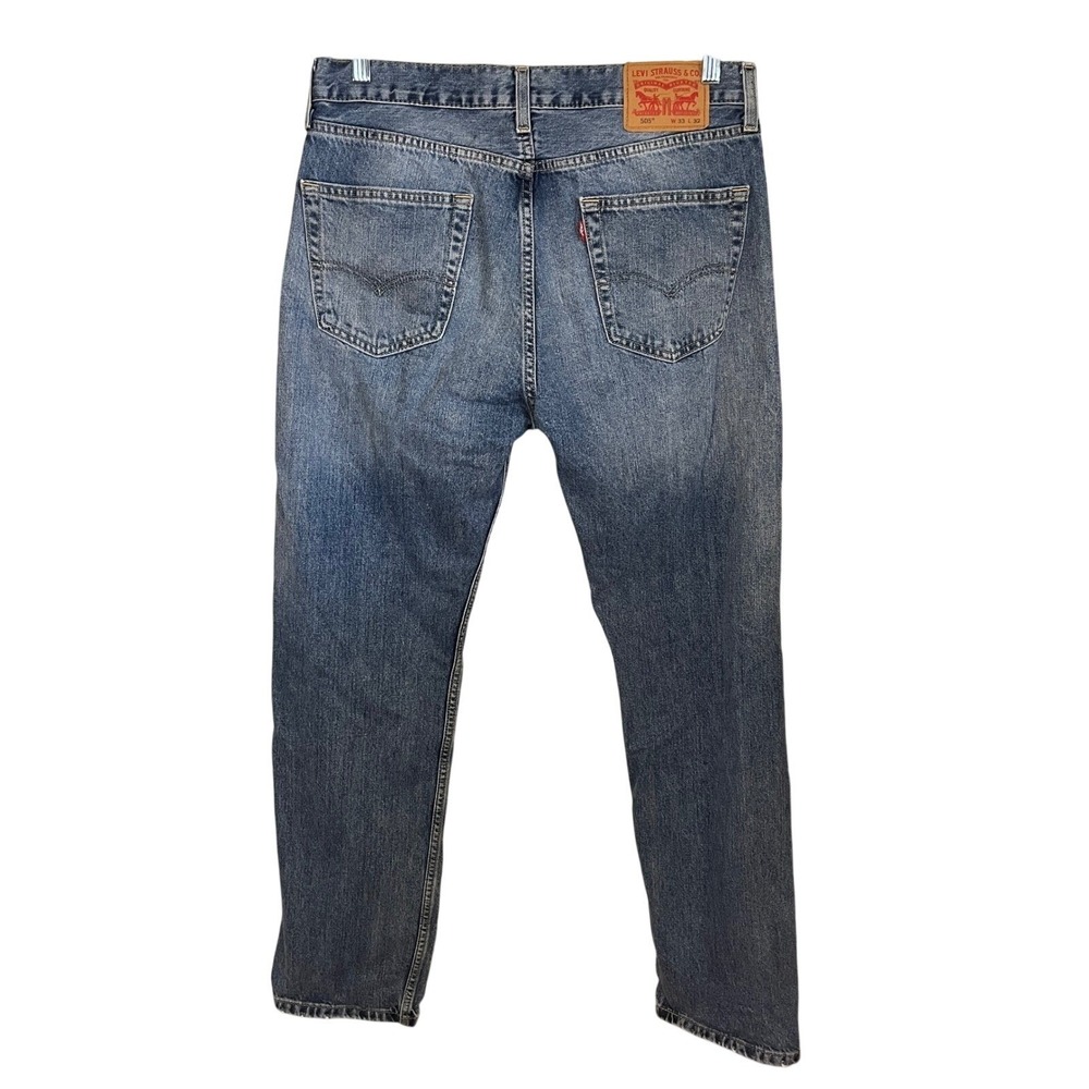 Levis 505 Regular Fit Straight Leg Jeans Mens 33x32 Medium Wash Blue Denim